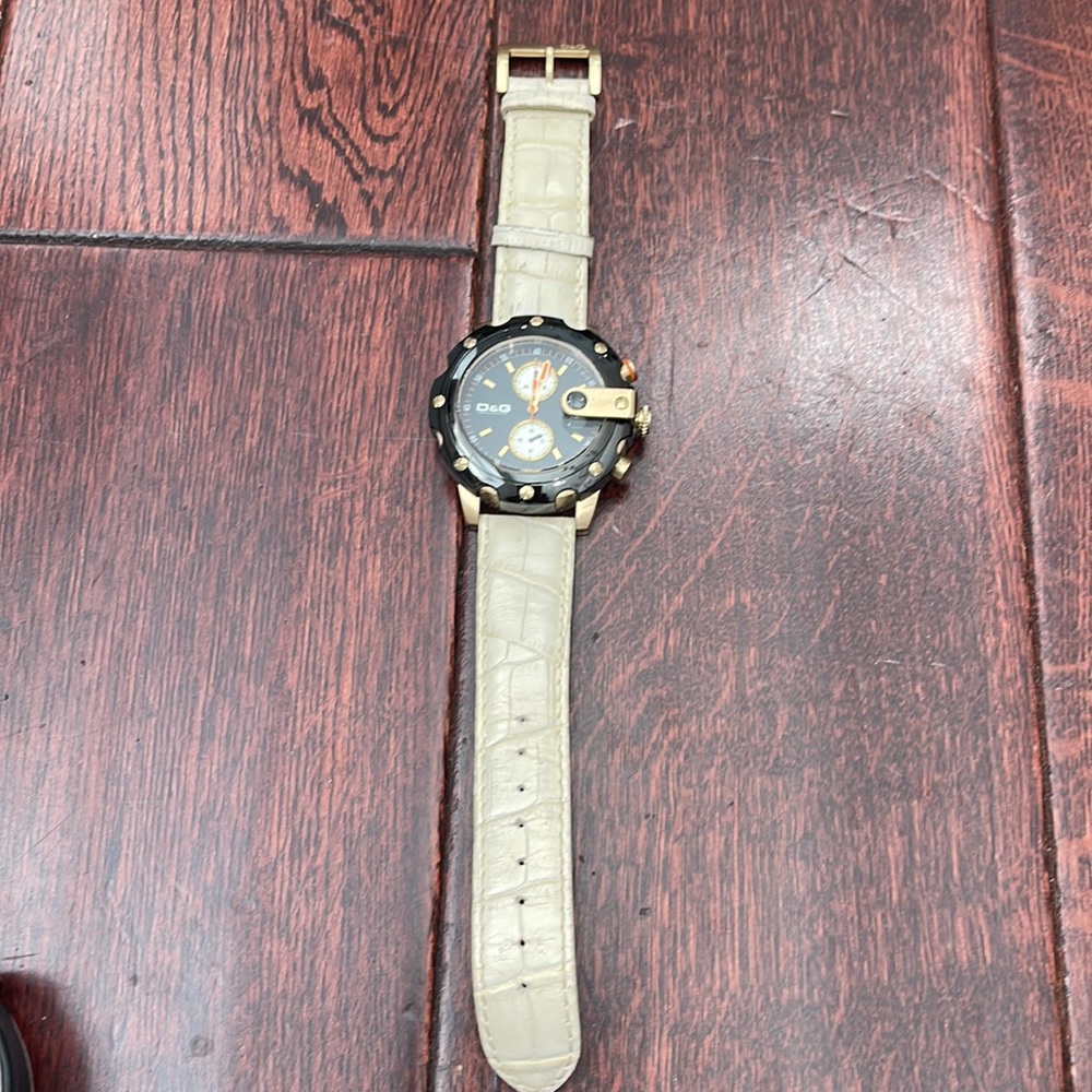 D&G dolce and gabbana watch unisex